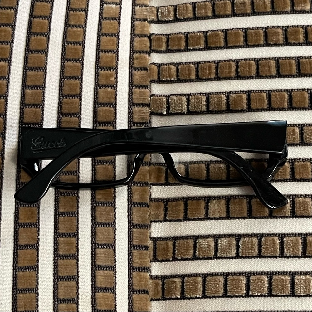 Gucci Black Proscription Glasses - Picture 2 of 10